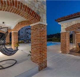 3 bedroom villa with pool, near Zadar, sleeps 8